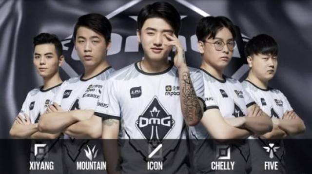 孔帕尼对年 孔帕尼对年