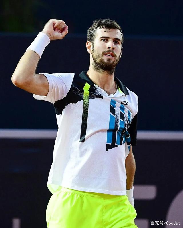 来形容李梦 来形容李梦