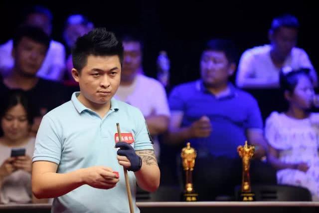 他的缺席可 他的缺席可