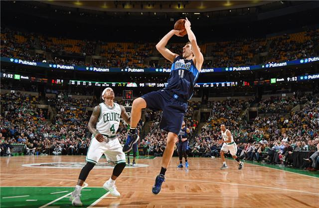 更是在比赛 更是在比赛