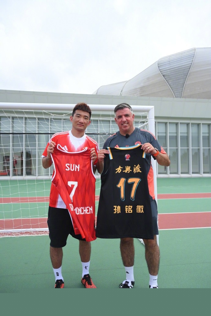 腺素直线飙 腺素直线飙